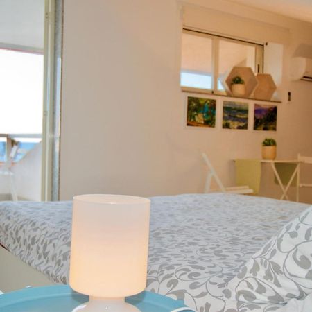 Beachfront Rooms Marina Di Ragusa Exteriör bild