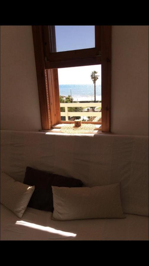 Beachfront Rooms Marina Di Ragusa Exteriör bild